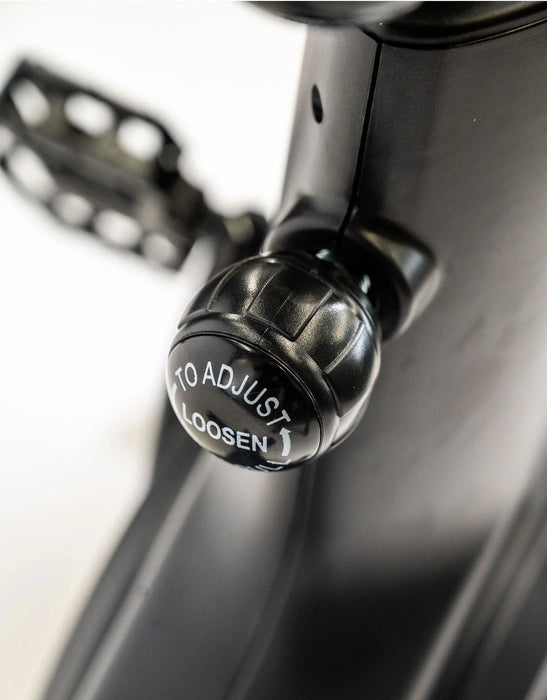 Close-up of resistance control knob on the Tru Grit Reaper Bike